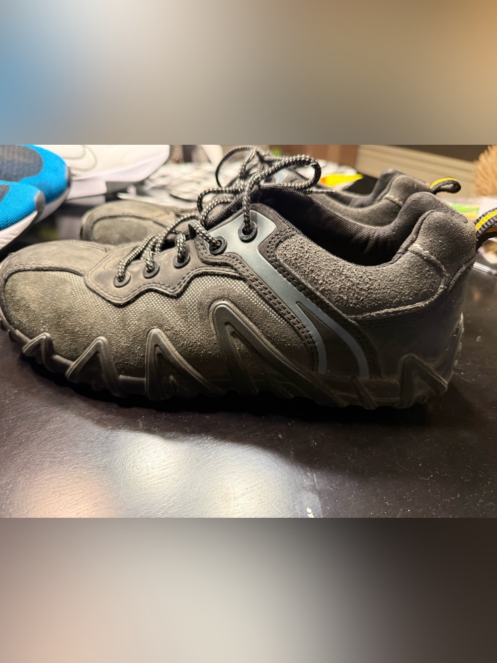 Men's Black Terra Work Shoes -size 11 - Comfortable Everyday Grip,